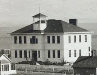 2-1-18527735_1905588823053137_2424192383821673934_n